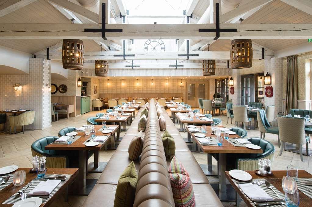 The Belfry Hotel & Resort サットン・コールドフィールド レストラン 写真